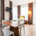 Bursztyn Park Homestay