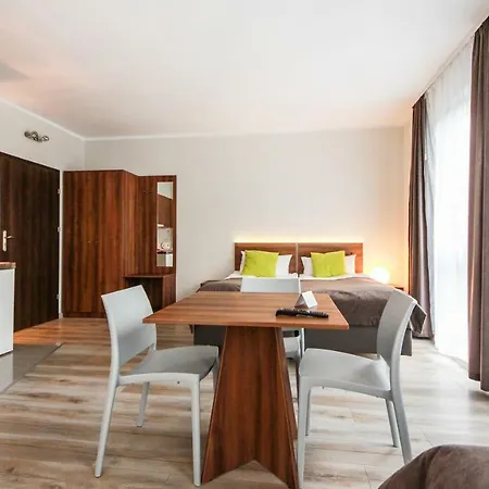 Bursztyn Park 홈스테이