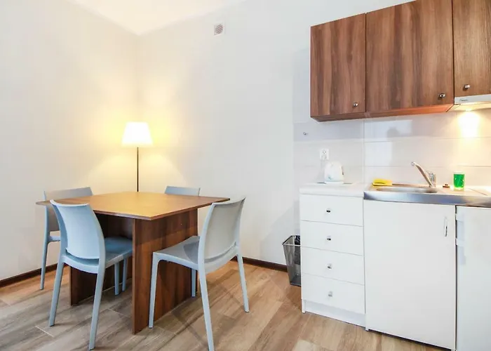 Bursztyn Park 홈스테이