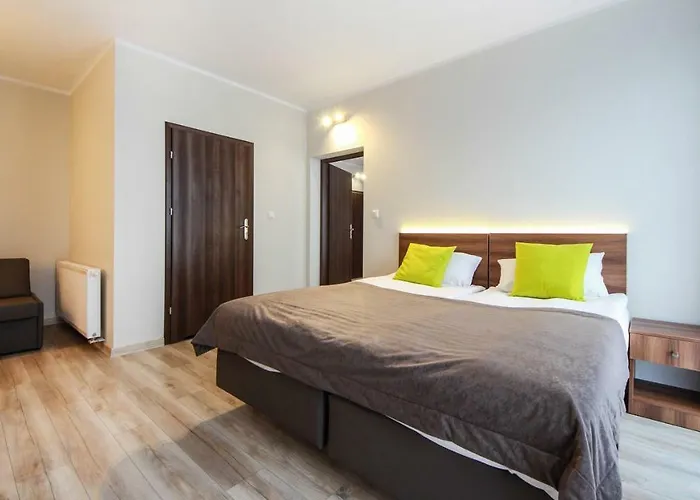 Bursztyn Park 홈스테이